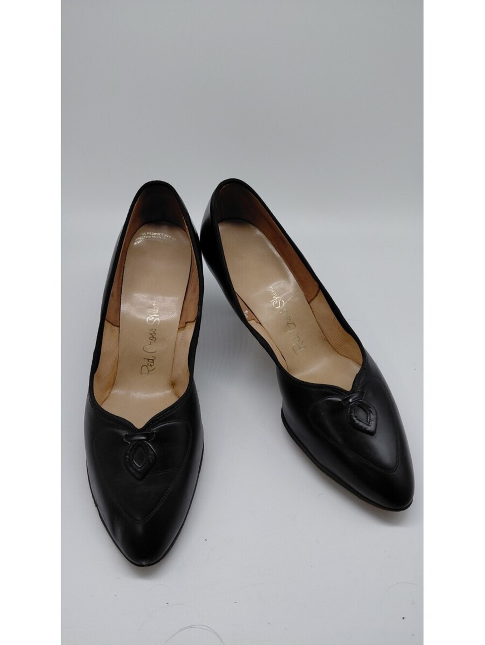 Vintage Red Cross Shoes Black Leather Pumps Womens 6.5 Pointed Toe Heels